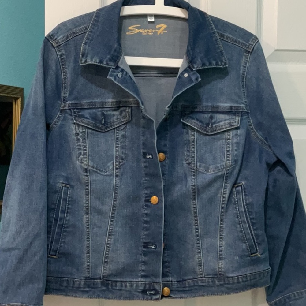 Seven7 Blue Jean Jacket with Classic Trucker Style